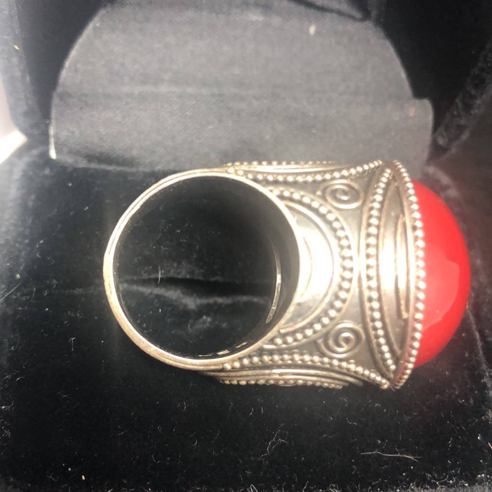Ring - Picture 4 of 4